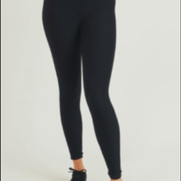 Jacquard seamless leggings worn once - Picture 2 of 5